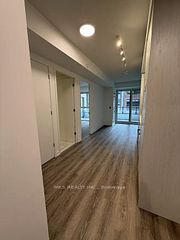 180 Front Street E 601, Toronto, ON M5A 0A9