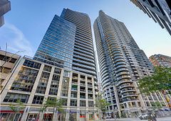 21 Carlton Street 1910, Toronto, ON M5B 1L3