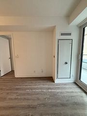 180 Front Street E 715, Toronto, ON M5A 0A9
