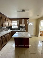 693 Ossington Avenue, Toronto, ON M6G 3T6