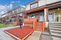 1867 Dufferin Street, Toronto, ON M6E 3P5