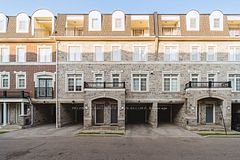 25 Routliffe Lane, Toronto, ON M2N 0A5