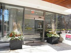 75 St Nicholas Street 901, Toronto, ON M4Y 0A5