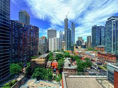 11 St Joseph Street 1802, Toronto, ON M4Y 3G4