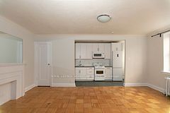 396 Avenue Road 417, Toronto, ON M4V 2H4