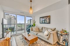 11 Lillian Street 1410, Toronto, ON M4S 2H7