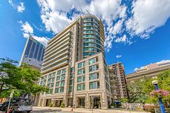 8 Scollard Street 1108, Toronto, ON M5R 1M2