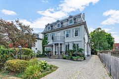 17 Teddington Park Avenue S 4, Toronto, ON M4N 2C4