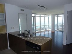 11 Brunel Court 5015, Toronto, ON M5V 3Y3