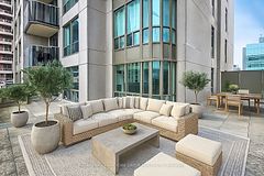 750 Bay Street 2307, Toronto, ON M5G 1N6