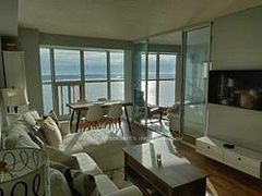 99 Harbour Square 2604, Toronto, ON M5J 2H2
