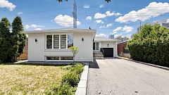 73 Bowerbank Drive, Toronto, ON M2M 1Z9