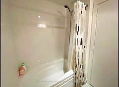 199 Richmond Street W 3102, Toronto, ON M5V 0H4