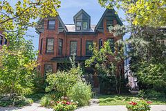 89 Willcocks Street Bsmnt, Toronto, ON M5S 1C9