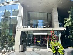 21 Iceboat Terrace 329, Toronto, ON M5V 4A9