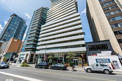 200 W Bloor Street W 1604, Toronto, ON M5S 0B1