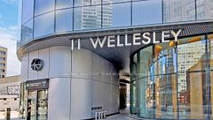 11 Wellesley Street W 6013, Toronto, ON M4Y 0G4