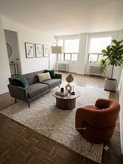 88 Wellesley Street E 304, Toronto, ON M4Y 1H4