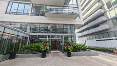 29 Queens Quay E 727, Toronto, ON M5E 0A4