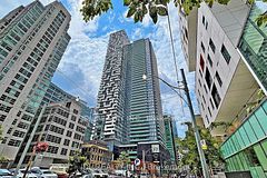 25 Richmond Street E 408, Toronto, ON M5C 0A6