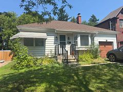 206 Burnett Avenue Main, Toronto, ON M2N 1V8