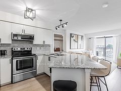 872 Sheppard Avenue W 609, Toronto, ON M3H 5V5