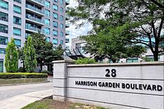 28 Harrison Garden Boulevard 709, Toronto, ON M2N 7B5