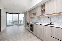 17 Bathurst Street 4007, Toronto, ON M6A 2E1