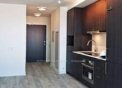 7 Golden Lion Heights N1113, Toronto, ON M6R 2J3