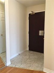 736 Bay Street 2210, Toronto, ON M5G 2M4