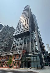 8 Wellesley Street W 4712, Toronto, ON M4Y 0J5