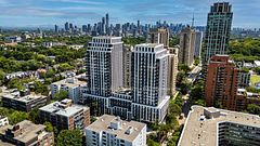 91 Montclair Avenue 812, Toronto, ON M5P 0B1
