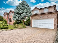 150 Holmes Avenue, Toronto, ON M2N 4M6