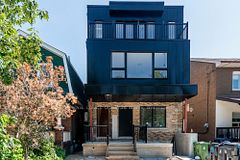 7 Earnscliffe Road #5, Toronto, ON M6E 1J4