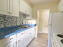 335 Lonsdale Road 502, Toronto, ON M5P 1R4