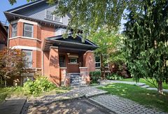 146 Madison Avenue Lower, Toronto, ON M5R 2S5