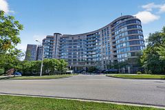 18 Valley Woods Road PH310, Toronto, ON M3A 0A1
