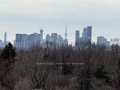 120 Harrison Garden Boulevard 906, Toronto, ON M2N 0H1
