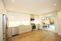 48 Mcgill Street, Toronto, ON M5B 1H2