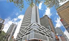 85 Wood Street 815, Toronto, ON M4Y 0E8