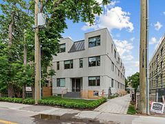 45 Bellevue Avenue 5b, Toronto, ON M5T 2N5