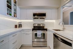 92 King Street 1008, Toronto, ON M5C 2V8