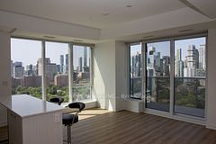 10 Oak Street 1904, Toronto, ON M5A 0Z1