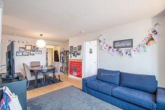 763 Bay Street 2305, Toronto, ON M5G 2R3