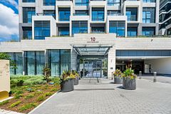 10 Inn on the Park Drive 3109, Toronto, ON M3C 0P9