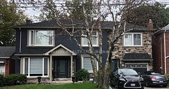 55 Addington Avenue B, Toronto, ON M2N 2L1