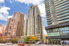 750 Bay Street 2506, Toronto, ON M5G 1N6