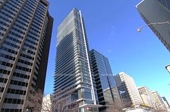 426 University Avenue 3902, Toronto, ON M5G 1S9