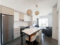 203 College Street 1205, Toronto, ON M5T 0C8