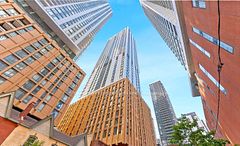 28 Widmer Street 4927, Toronto, ON M5V 0T2